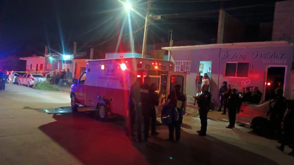Mujer de 75 años de edad es lesionada por cuatro impactos de arma de fuego en Mazatlán