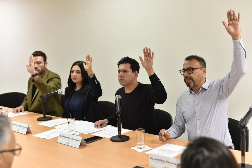 Solicita el presidente municipal de Elota crédito de 15 mdp
