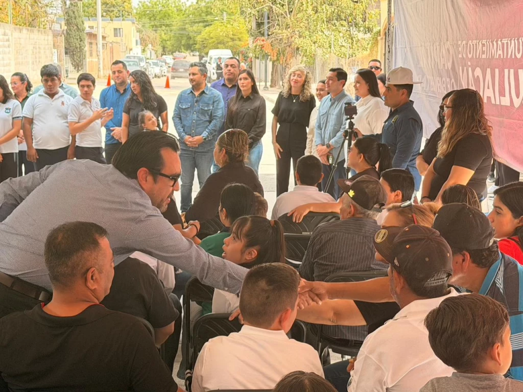 Entregan vialidades en Culiacán para mejorar acceso a escuelas