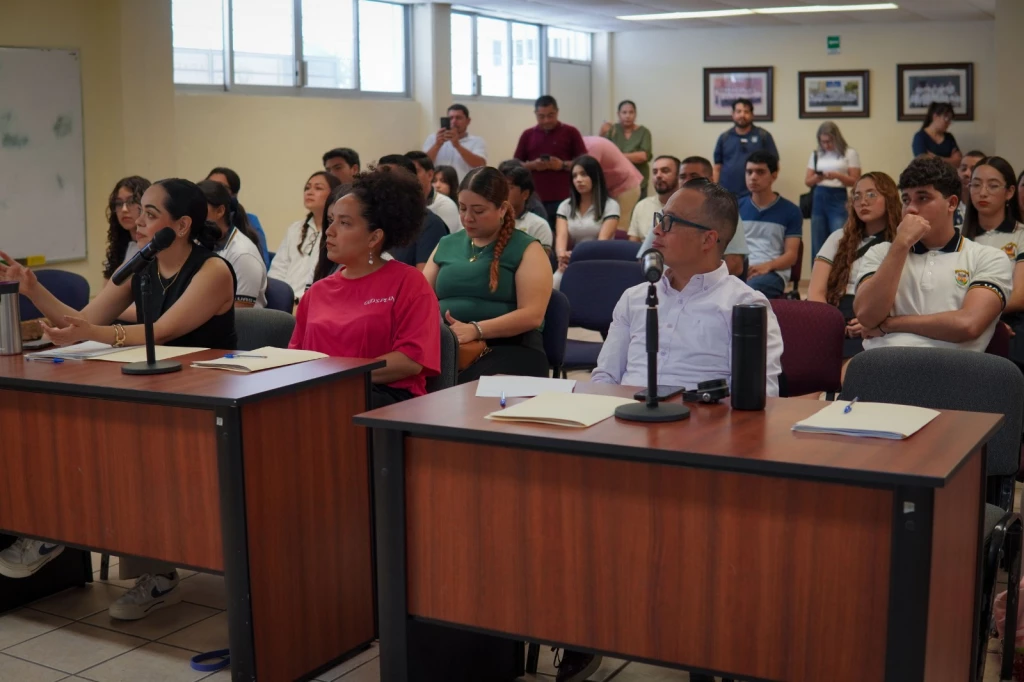 ¡Talento sinaloense! Jóvenes de la UAS transforman el futuro con ideas innovadoras en el 4to. Concurso Estatal “Trasciende Emprende 2026”