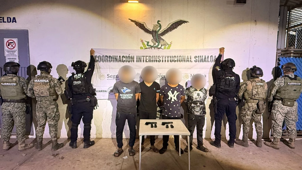 Detienen a cuatro personas dentro de vivienda que fue atacada a balazos en Villas del Rey de Mazatlán