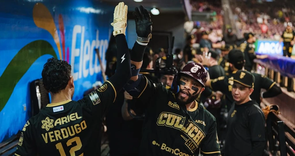 Jon Singleton regresará con Tomateros de Culiacán