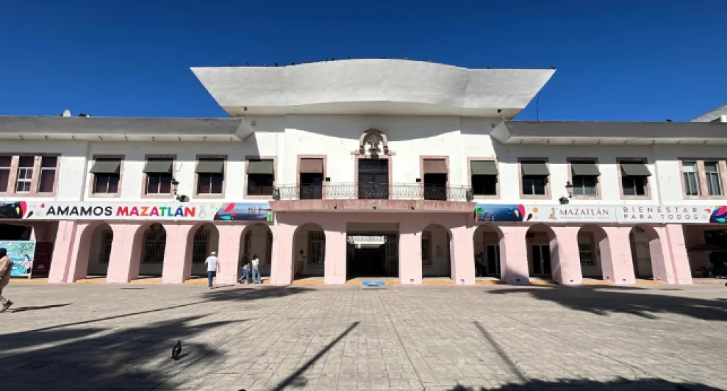 Trabajadores del Ayuntamiento de Mazatlán cobraban las nóminas de dos de sus compañeros; uno de ellos ya falleció y el otro cuenta con ficha de búsqueda