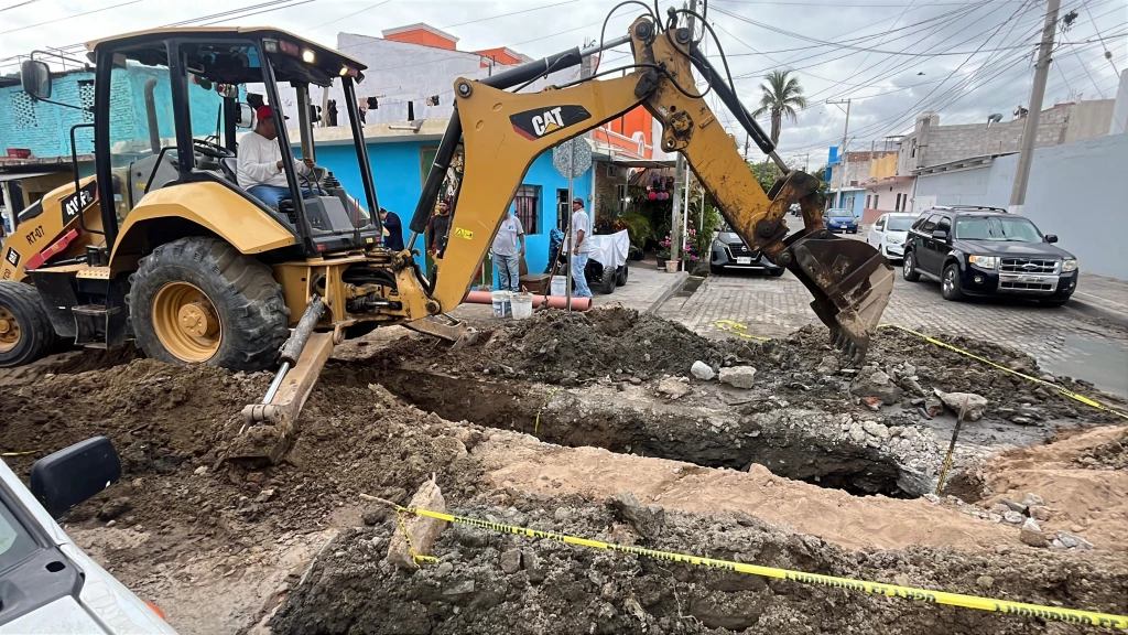 Rehabilitan drenaje en tres colonias de Mazatlán