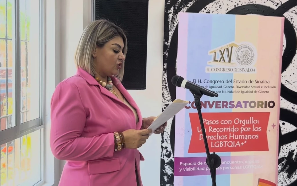 Congreso del Estado de Sinaloa realiza conversatorio de la comunidad LGBTQ+ "Pasos con Orgullo" en Mazatlán.