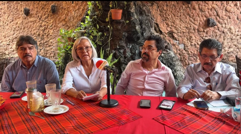 Paro de labores en la UAS en ilegal acusan jubilados
