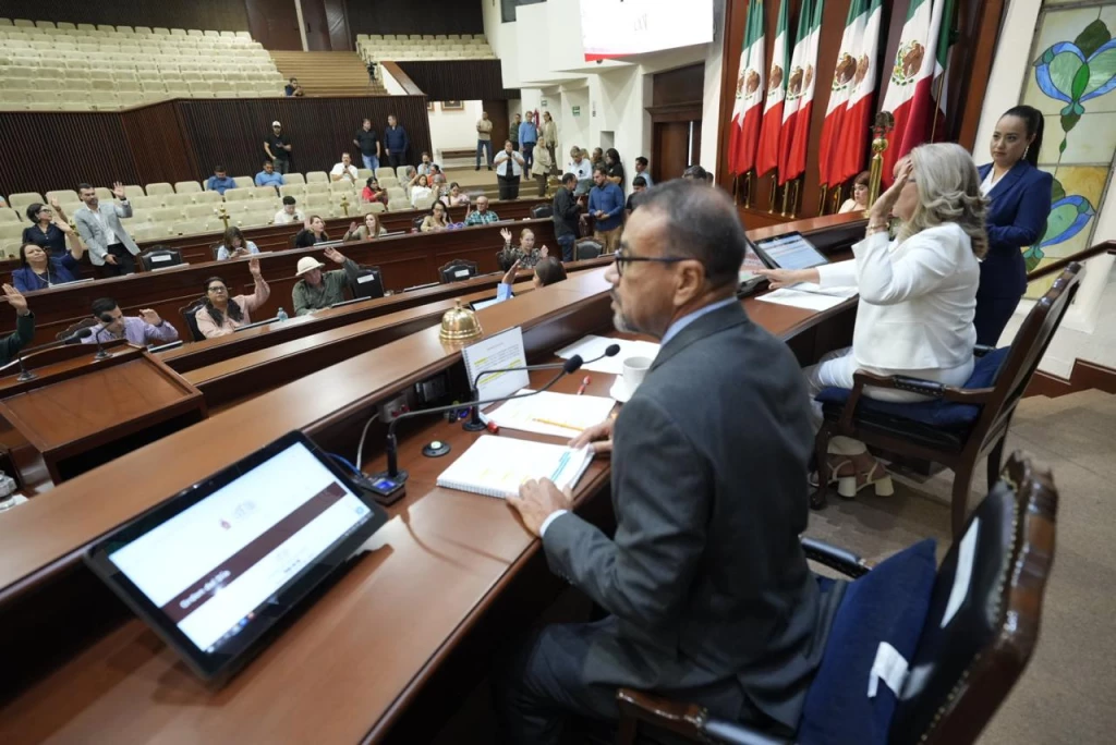 Restructuran 13 Comisiones Permanentes tras licencias de diputados