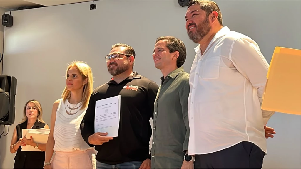 88 personas reciben el registro de su marca en Mazatlán