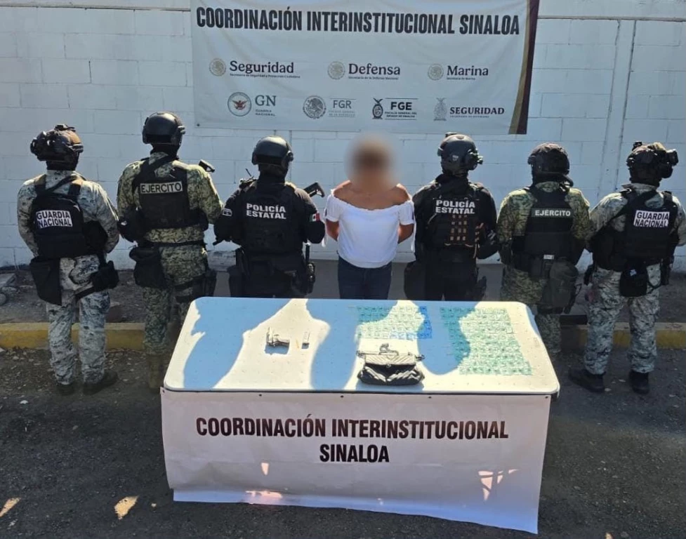 Decomisan a hombre 150 dosis de droga