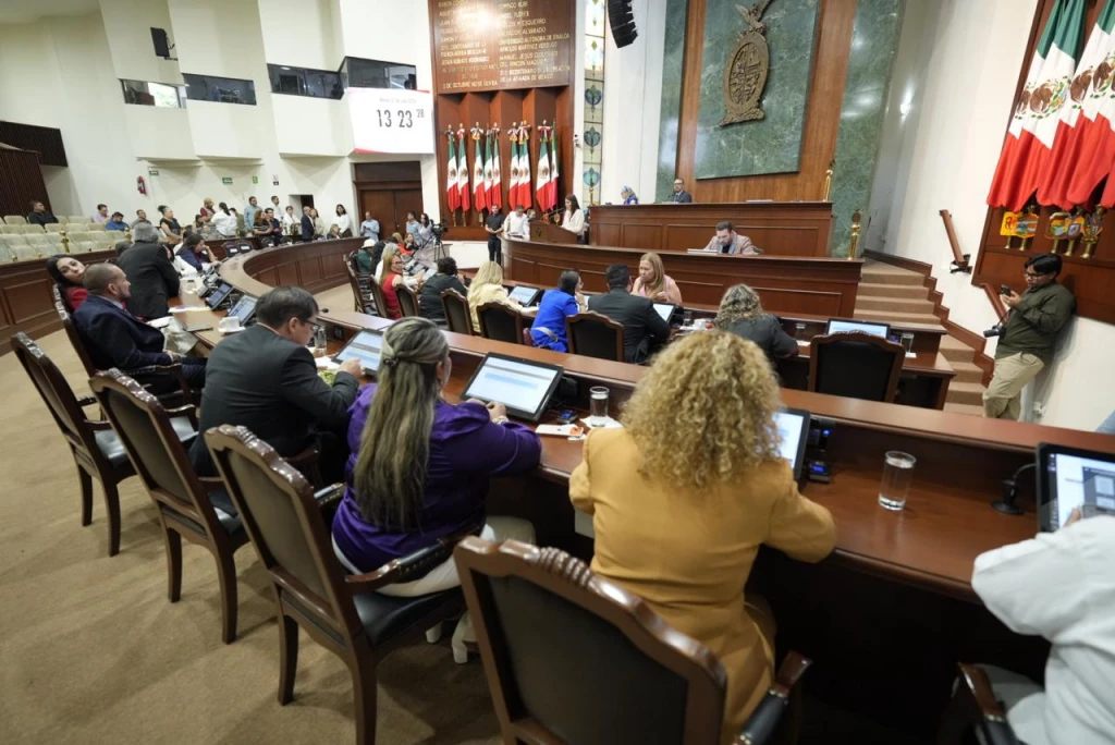 Aprobada en Sinaloa la reforma en materia de no reelección y nepotismo electoral