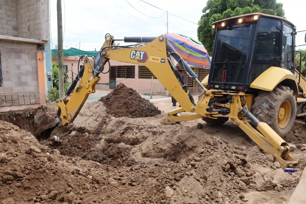 Impulsan en Navolato obras de agua potable, drenaje y alcantarillado sanitario