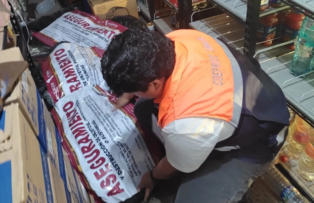 Asegura COEPRISS productos no aptos para consumo