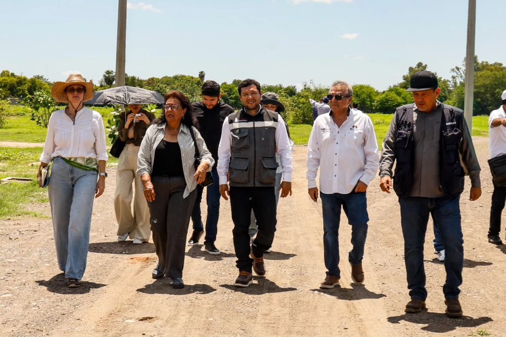 Atiende SEBIDES temas de escrituración