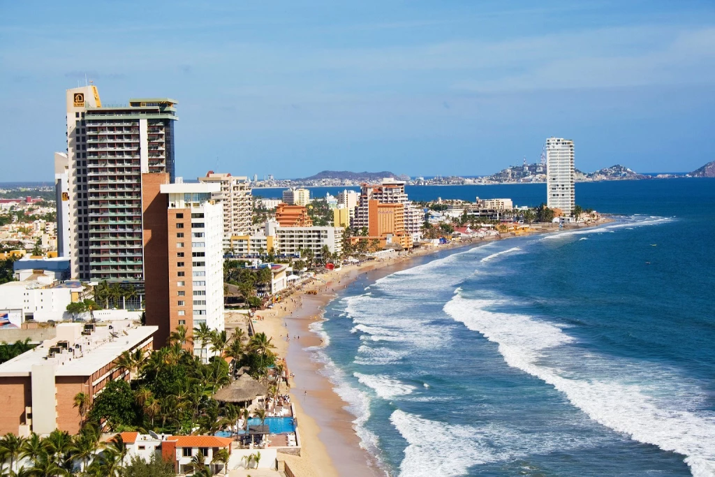 Crece el turismo en México 2.1% con personas desde el extranjero