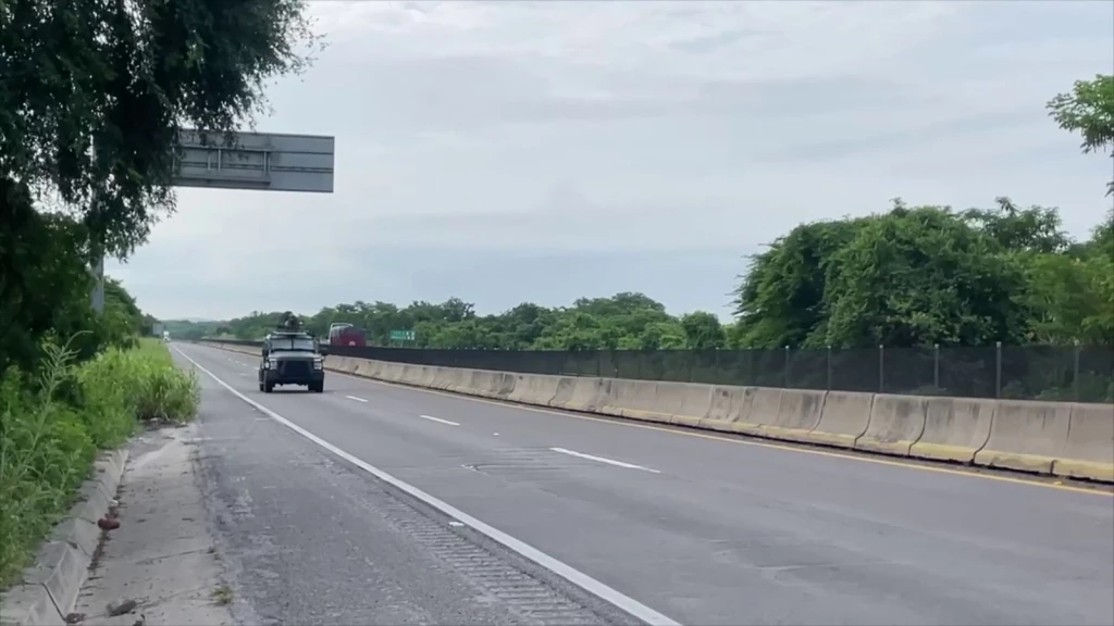 Refuerzan seguridad en carreteras del sur de Sinaloa