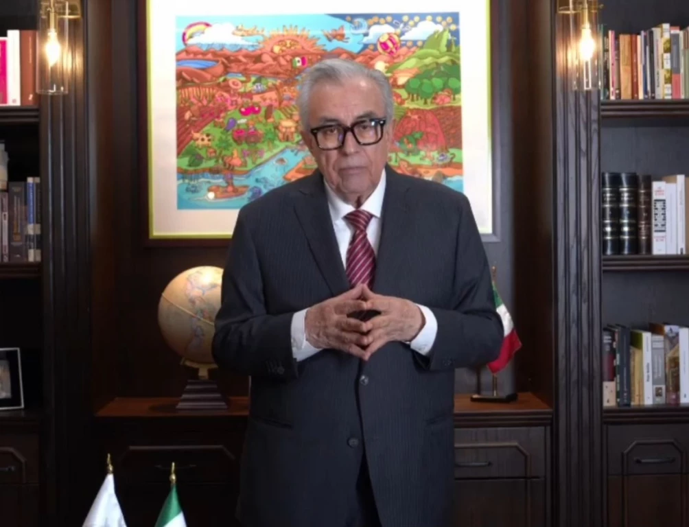 Rubén Rocha Moya pide nuevamente licencia