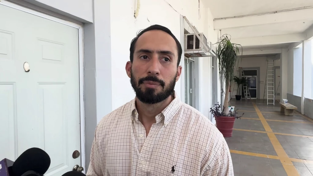 Se siguen haciendo trabajos preventivos para evitar que socavón del malecón se extienda