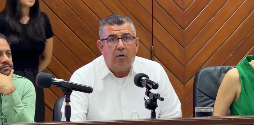 Aclara Tesorero deuda que tiene el Acuario al Ayuntamiento de Mazatlán