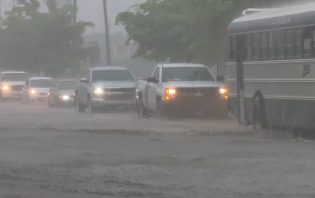 Mantiene Protección Civil recorridos preventivos por pronostico de lluvias