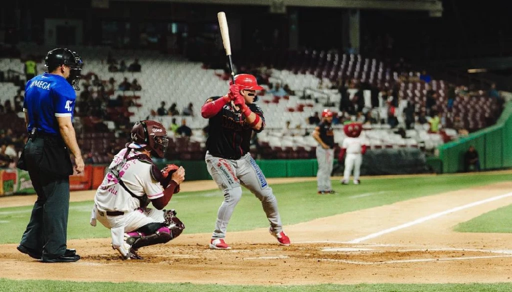 Mayos en extrainings vence 7-5 a Tomateros