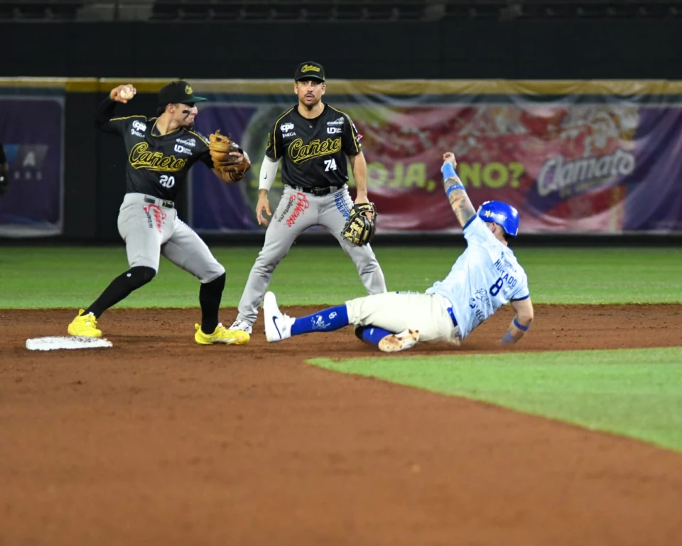 En 10 entradas vencer Cañeros 2-1 a los Yaquis