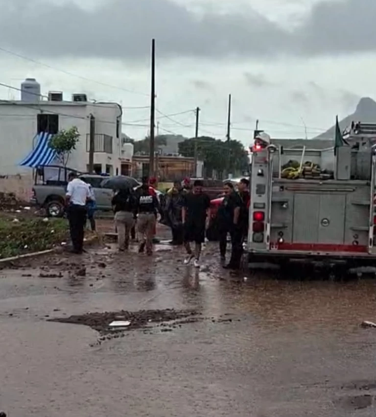 Fallece una persona al ser arrastrada por la corriente durante intensas lluvias en Guaymas