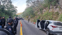 Fuerte "balacera" por la libre  México 15 en el tramo Culiacán-Mazatlán