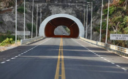 Necesario reparar las carreteras en Sinaloa