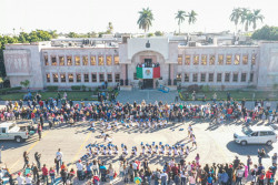 Conmemoran el 112 aniversario de la Revolución en Cajeme con tradicional desfile