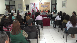 El Psicólogo, Agustín Jaime Aguilar Navarro, es reconocido por CIJ Mazatlán como voluntario del año