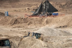 México promete seguir con el rescate de cuerpos de mineros en norte del país