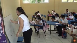 Kinder Angela Lund de Mazatlán reanuda clases bajo aguas negras