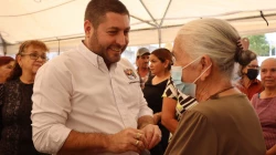 López Elenes continúa gestionando beneficios para las familias de Badiraguato