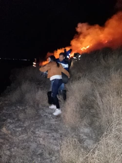 Incendio en el cerro "El Bledo Chico" en el puerto de Topolobampo