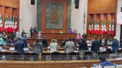 Para alcaldes y diputados y secretarios quedará eliminado el fuero