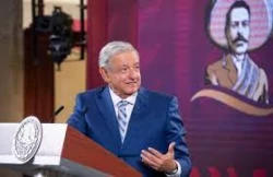 Analiza AMLO denuncia contra abogado de García Luna