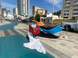 Personas 'acampan' para apartar lugar en el desfile del Carnaval de Mazatlán