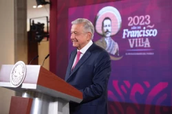 AMLO reconoce labor de las mujeres