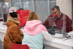 Infonavit facilitará acceso a créditos a mujeres