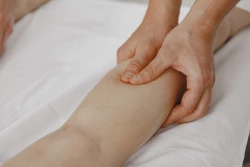 Atender cambios en el cuerpo previene complicaciones por inflamación en brazo o pierna: Secretaría de Salud