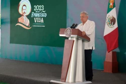 Destapa AMLO a Lázaro Cárdenas Batel