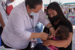 Invita Salud Sonora a completar esquema básico de vacunación para niñas y niños