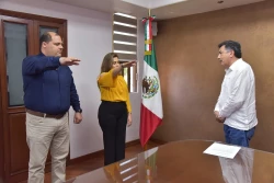 Toma protesta alcalde a titulares de Asuntos de Gobierno y Administrativo de Seguridad Pública