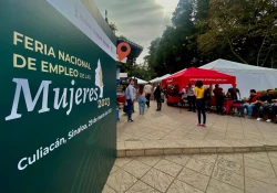 Feria del empleo de las mujeres en Culiacán
