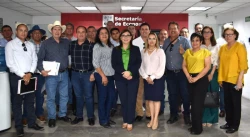 Acerca la Secretaría de Economía programas a municipios del sur del estado.
