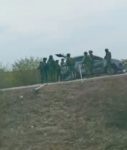 Aseguran tres camioneta tras persecución por la comunidad de Kanachi