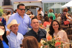 Acompaña Raúl “El Pollo” Castelo a presidente de la UCAY en 81 aniversario