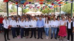 ¡Lo cumplió! Alcalde de Badiraguato entrega techumbre de usos múltiples en las Higueras