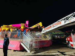 Quedan 2 bomberos y una menor lesionados en Feria de Nogales tras colapso de juego mecánico