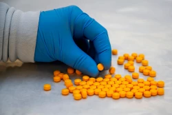 EE.UU. sanciona a 3 mexicanos y a otras 14 personas y empresas por producción de fentanilo
